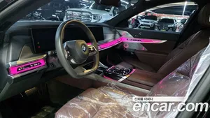 BMW i7, 2023 — миниатюра 10