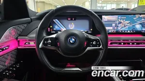 BMW i7, 2023 — миниатюра 12