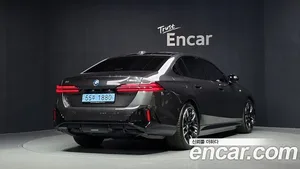 BMW i5, 2023 — миниатюра 2