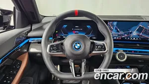 BMW i5, 2023 — миниатюра 13