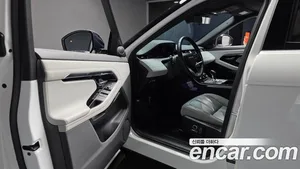 Land Rover Range Rover Evoque, 2022 — миниатюра 13