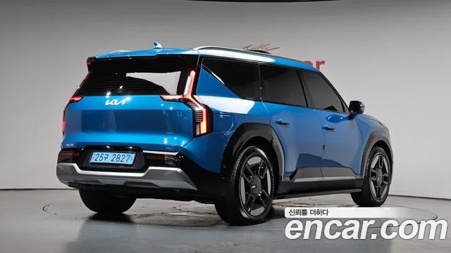 Kia EV9, 2023 — фото автомобиля из Кореи