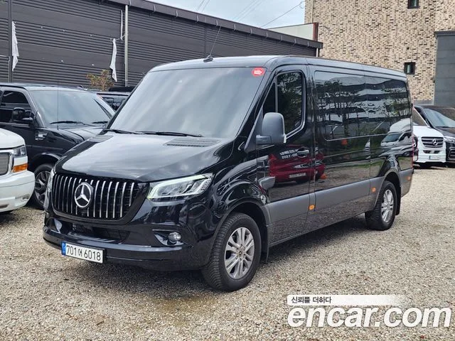 Mercedes-Benz Sprinter, 2023 — фото автомобиля из Кореи