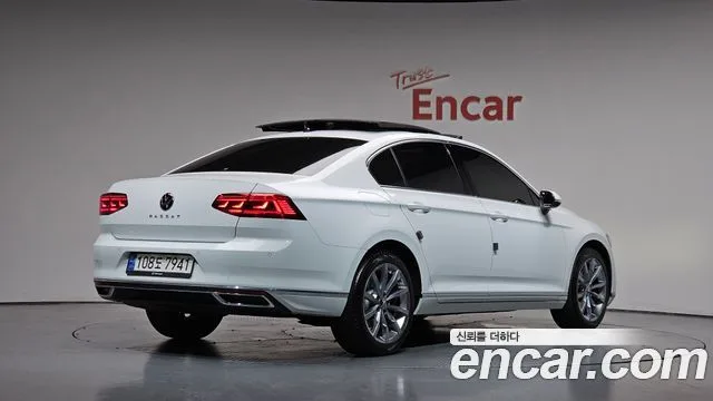 Volkswagen Passat, 2022 — фото автомобиля из Кореи