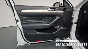 Volkswagen Passat, 2022 — миниатюра 13