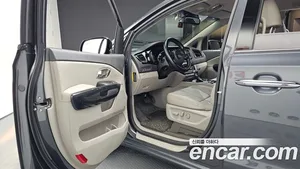 Kia Carnival, 2016 — миниатюра 13