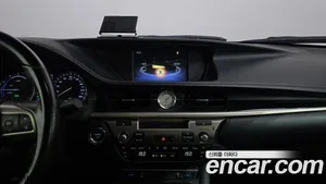 Lexus ES, 2017 — миниатюра 14