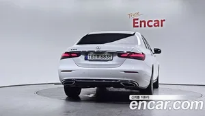 Mercedes-Benz E-Class, 2023 — миниатюра 4