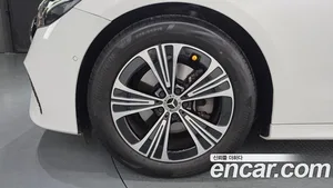 Mercedes-Benz E-Class, 2025 — миниатюра 5