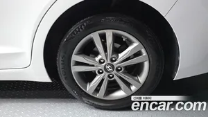 Hyundai Avante, 2017 — миниатюра 5