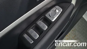 Genesis G70, 2019 — миниатюра 27