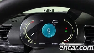 Mini Clubman, 2021 — миниатюра 10