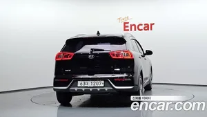 Kia Niro, 2017 — миниатюра 4