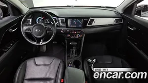Kia Niro, 2017 — миниатюра 10