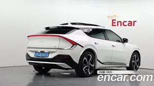 Kia EV6, 2023 — миниатюра 2