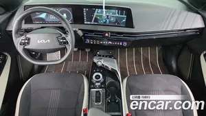 Kia EV6, 2023 — миниатюра 10