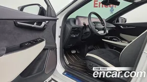Kia EV6, 2023 — миниатюра 16