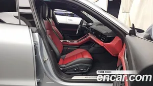 Porsche Taycan, 2025 — миниатюра 11