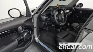 Mini Cooper, 2022 — миниатюра 26