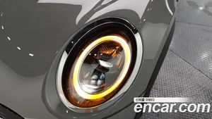 Mini Cooper, 2022 — миниатюра 8