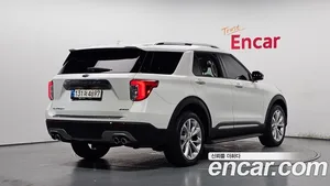 Ford Explorer, 2021 — миниатюра 2