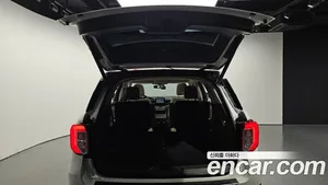 Ford Explorer, 2021 — миниатюра 20