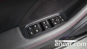 Porsche Panamera, 2025 — миниатюра 39