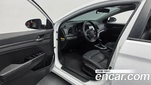 Hyundai Avante, 2017 — миниатюра 10