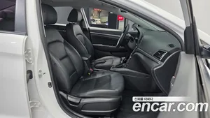 Hyundai Avante, 2017 — миниатюра 11