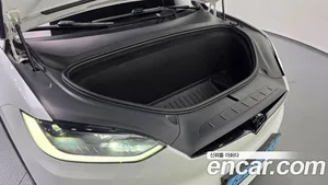 Tesla Model X, 2023 — миниатюра 6