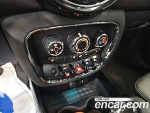 Mini Clubman, 2021 — миниатюра 15