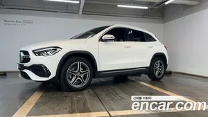 Mercedes-Benz GLA-Class, 2022 — миниатюра 1