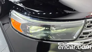 Ford Explorer, 2020 — миниатюра 8