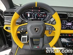 Lamborghini Urus, 2026 — миниатюра 9