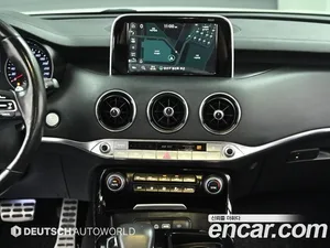 Kia Stinger, 2017 — миниатюра 14