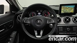 Mercedes-Benz GLA-Class, 2017 — миниатюра 13