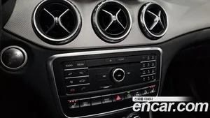 Mercedes-Benz GLA-Class, 2017 — миниатюра 18