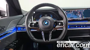 BMW i7, 2024 — миниатюра 13