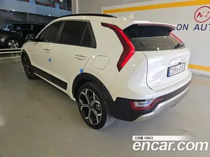 Kia Niro, 2023 — миниатюра 4