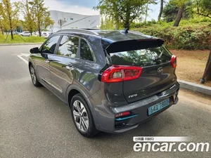 Kia Niro, 2020 — миниатюра 4