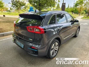 Kia Niro, 2020 — миниатюра 6