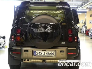 Land Rover Defender, 2023 — миниатюра 5