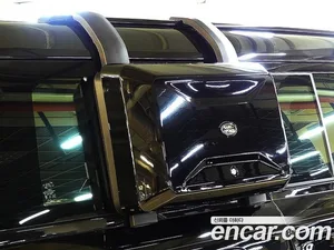 Land Rover Defender, 2023 — миниатюра 9