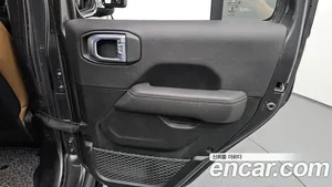 Jeep Gladiator, 2021 — миниатюра 15