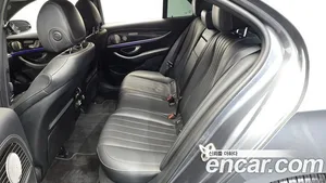 Mercedes-Benz E-Class, 2021 — миниатюра 17