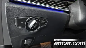 Mercedes-Benz E-Class, 2021 — миниатюра 27