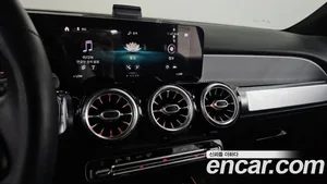 Mercedes-Benz GLB-Class, 2021 — миниатюра 20