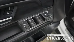 Mercedes-Benz GLB-Class, 2021 — миниатюра 23