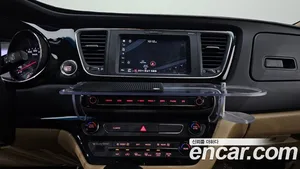 Kia Carnival, 2016 — миниатюра 14