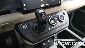 Land Rover Defender, 2022 — миниатюра 9